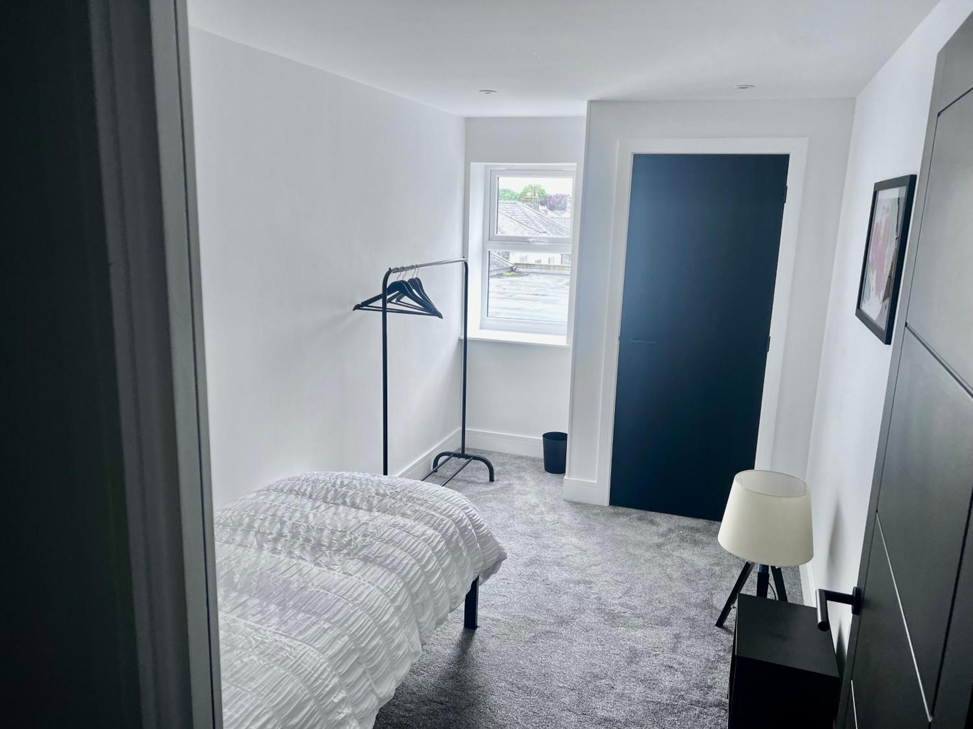 New 2 Bed Apartment In Royston High St 外观 照片